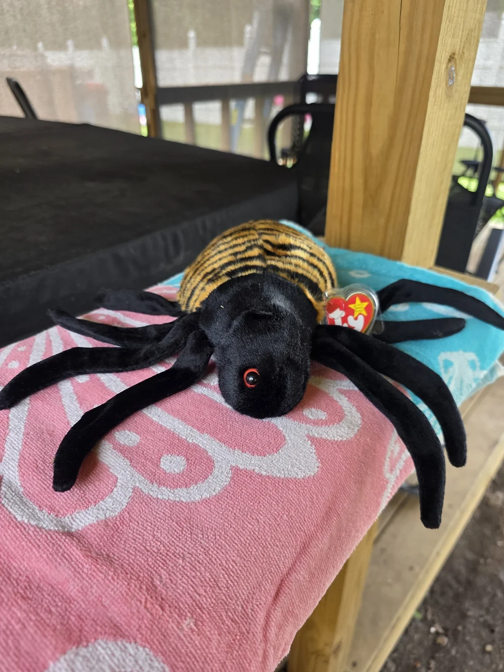Ty Beanie Buddy Black & Yellow Striped Spider Plush with Red Eye